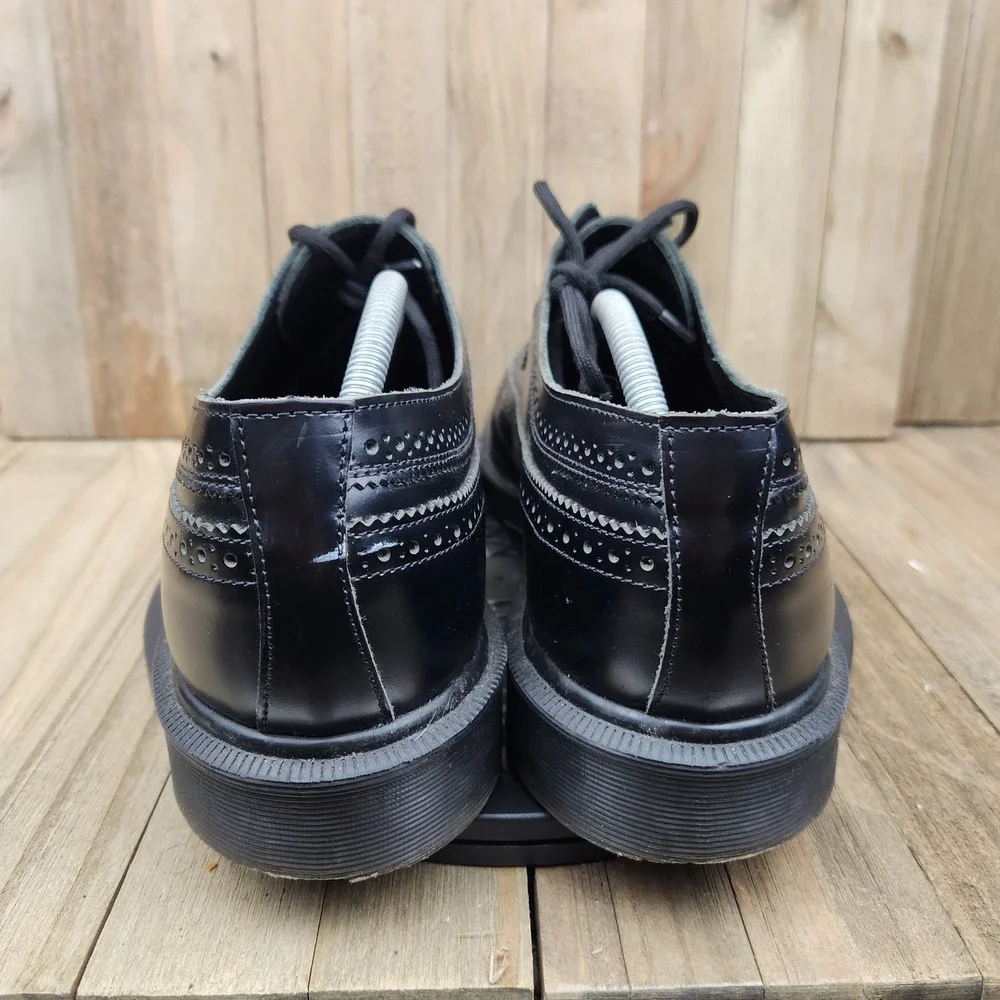 90s Dr. Martens 3989 Made in England Brogue Shoes Mens size 11 Black Leather